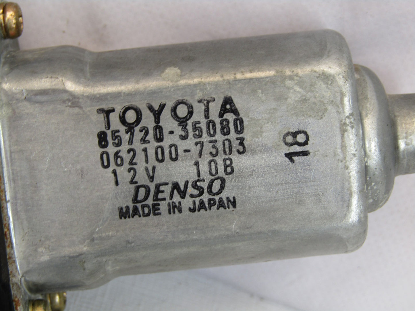 1996-2002 Toyota 4Runner Left Rear Window Motor 85720-35080 OEM