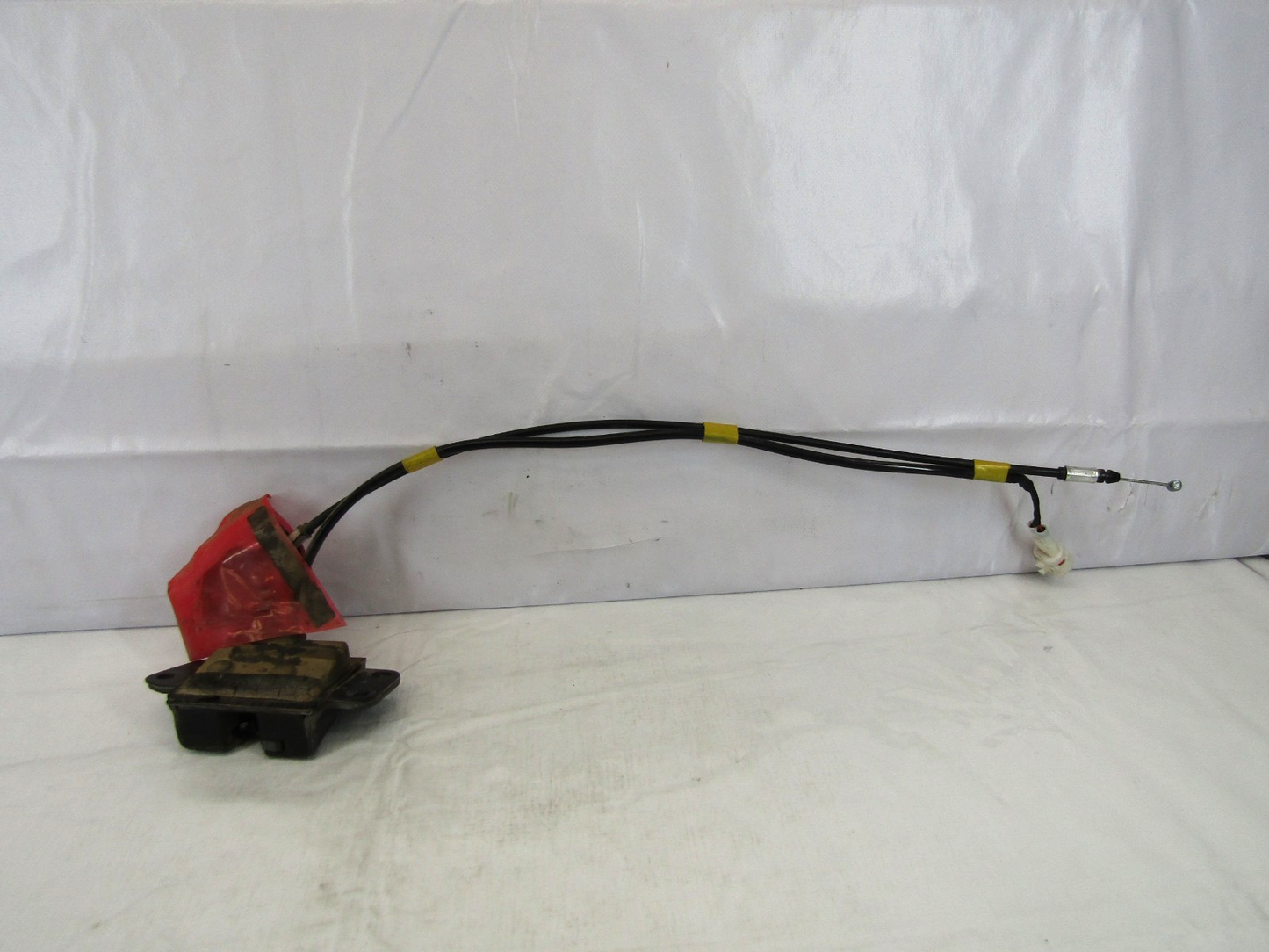 1996-2002 Toyota 4Runner Rear Hatch Trunk Tail Gate Latch Lock Actuator OEM