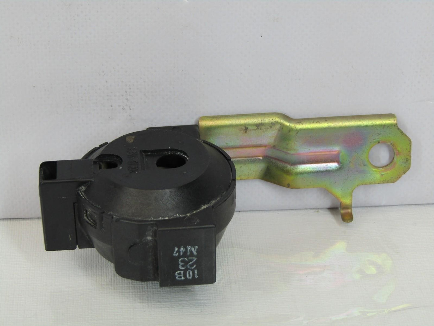 1998-2002 Toyota 4Runner Wireless Door Lock Buzzer Unit 89747-35010 OEM