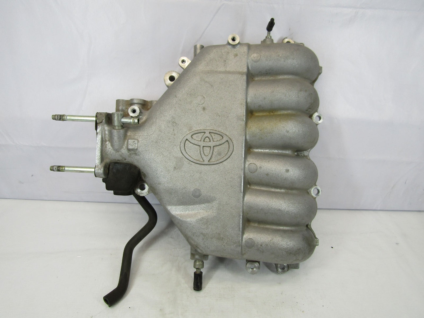 1997-2002 Toyota 4Runner Upper Intake Manifold 17109-62080 OEM