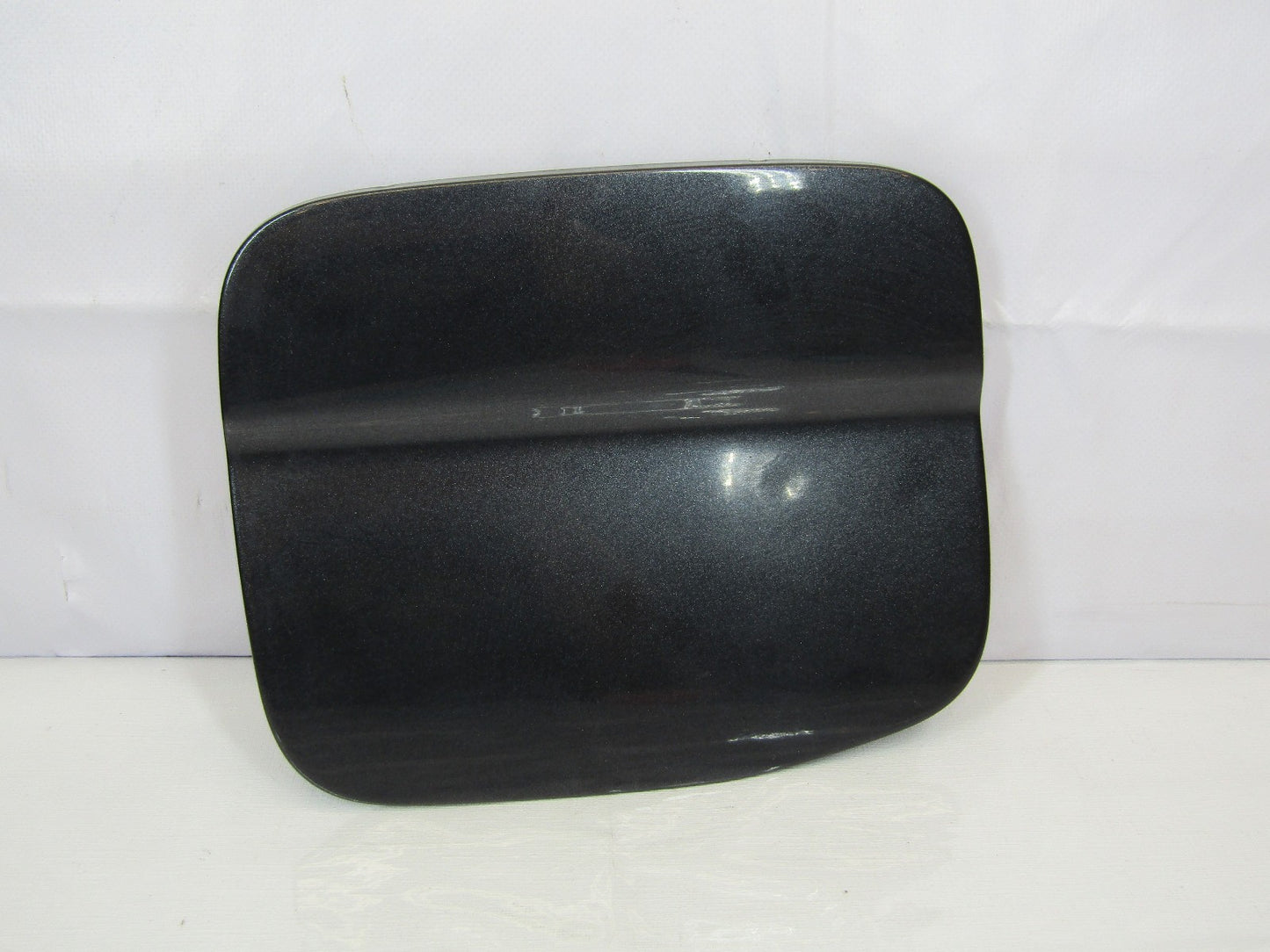 2003-2008 Subaru Forester Gas Fuel Tank Filler Door 61K Dark Gray Metallic OEM