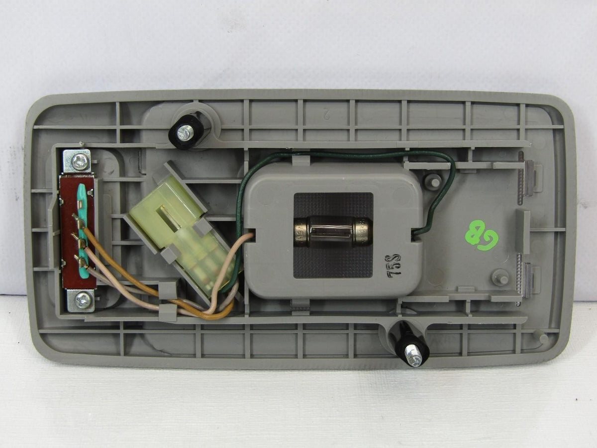 2003-2008 Subaru Forester Dome Light Overhead Console Middle Unit OEM 84910AE010