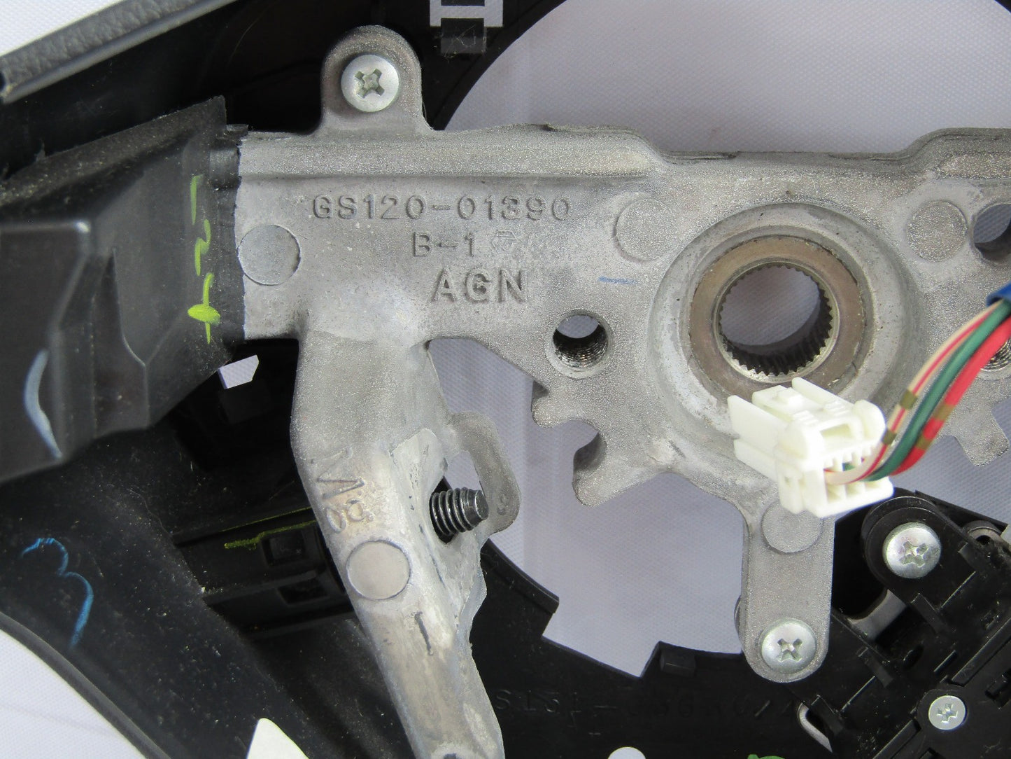 2006-2008 Subaru Forester X or Sport Steering Wheel & Cruise Control Switch OEM