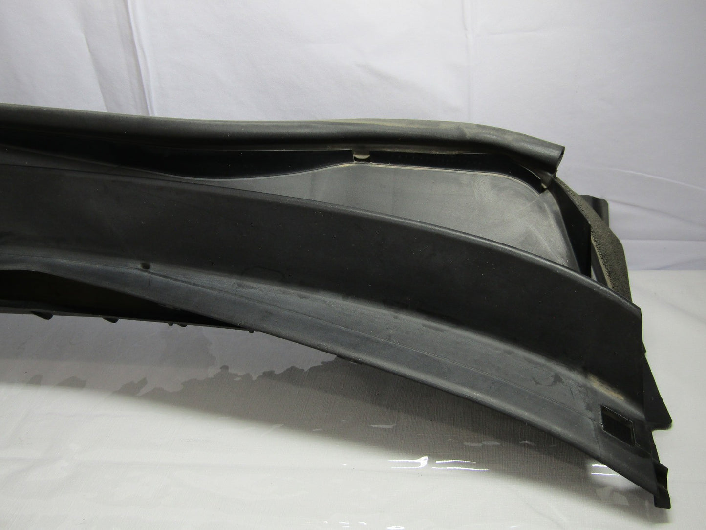 2014-2016 Subaru Forester Front Windshield Cowl Vent Panel 91411SG030 Cover OEM