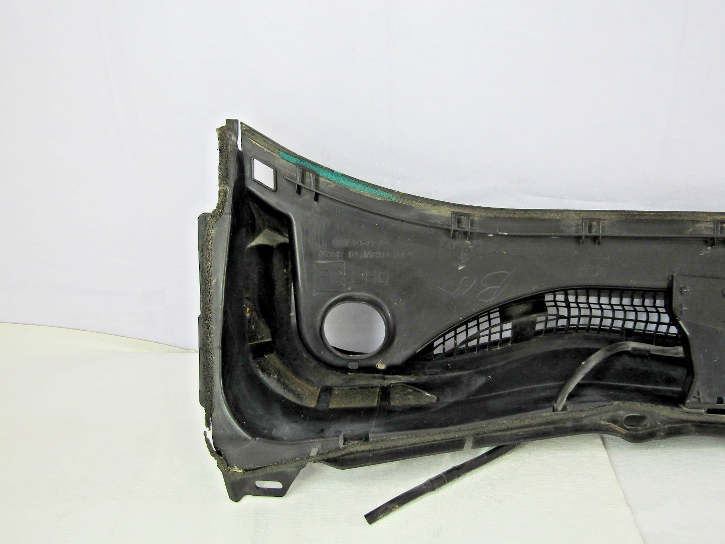 2014-2016 Subaru Forester Front Windshield Cowl Vent Panel 91411SG030 Cover OEM
