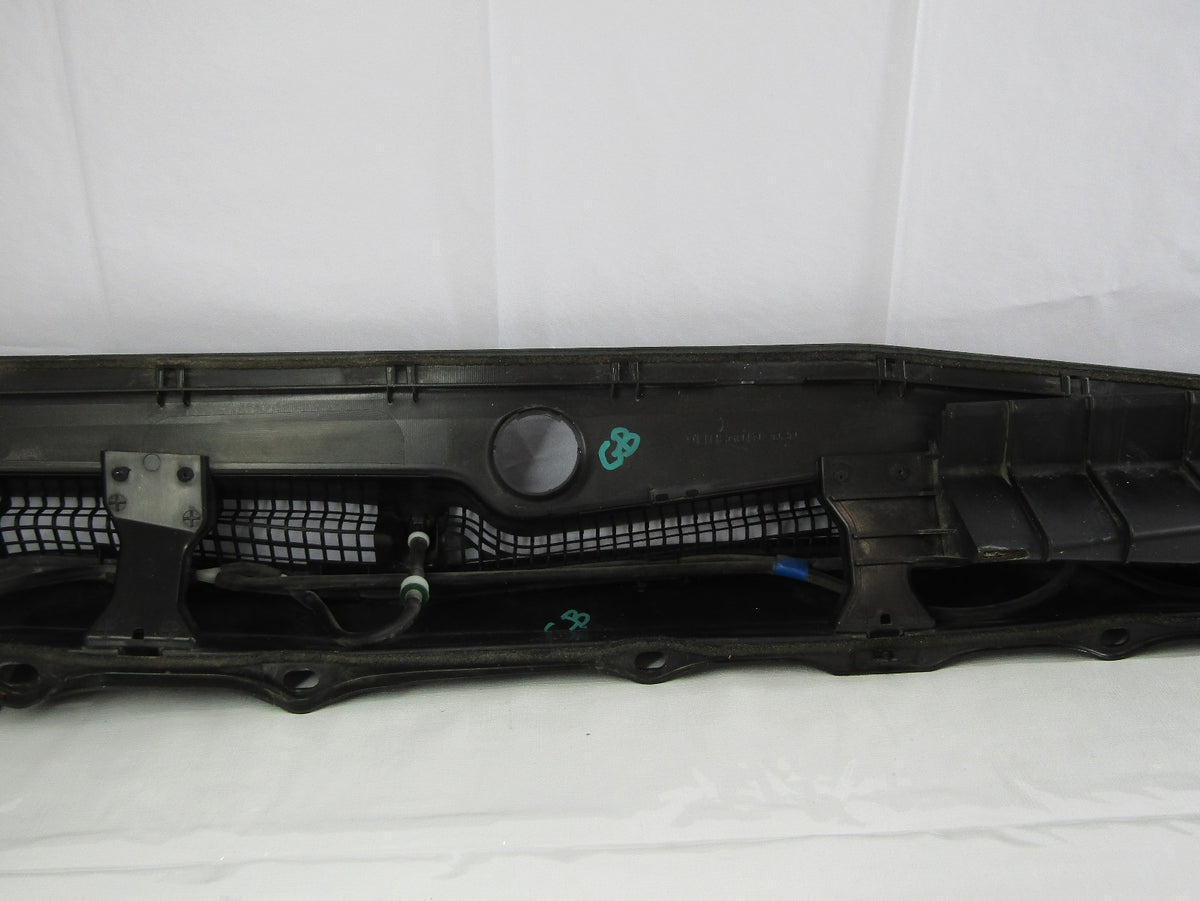 2014-2016 Subaru Forester Front Windshield Cowl Vent Panel Cover OEM 91411SG030