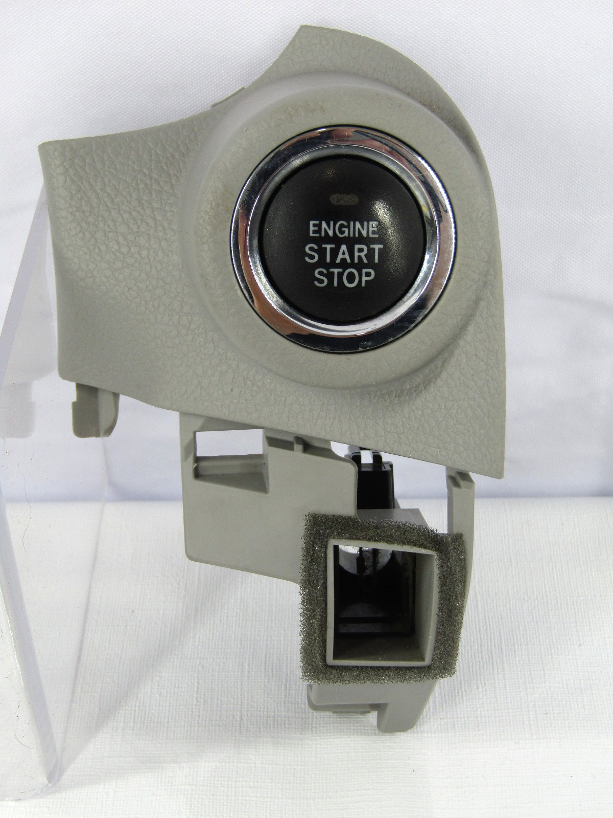 2014-2016 Subaru Forester Keyless AT Ignition Power Push Button Switch Bezel OEM
