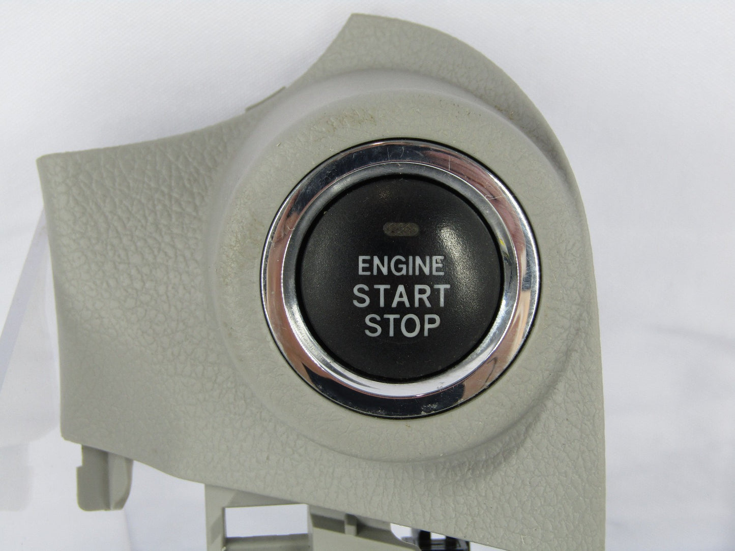 2014-2016 Subaru Forester Keyless AT Ignition Power Push Button Switch Bezel OEM