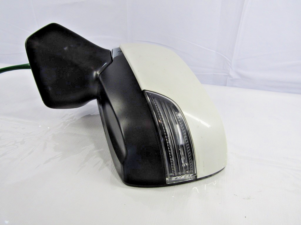 2014-2016 Subaru Forester Touring Left Side View Mirror Turn Signal OEM