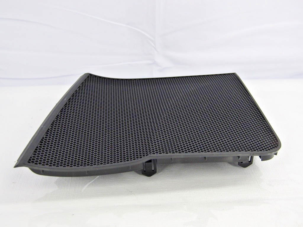 2014-2018 Subaru Forester Right Front Speaker Grille 66118FJ000 Trim Cover OEM