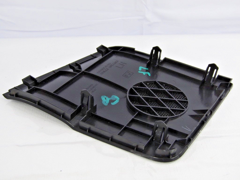 14-18 Subaru Forester Left Front Speaker Grille 66118FJ010 Trim Cover OEM