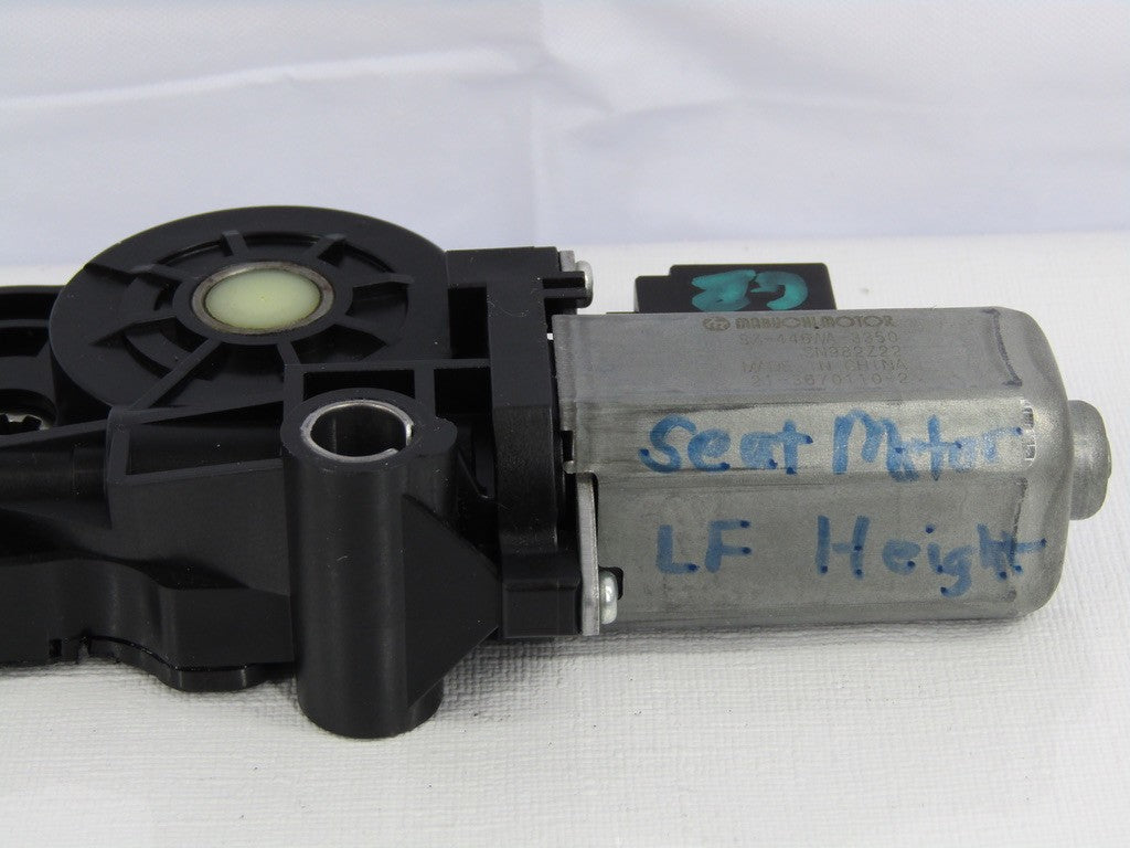 2014-2018 Subaru Forester Left Front Power Seat Motor LH OEM