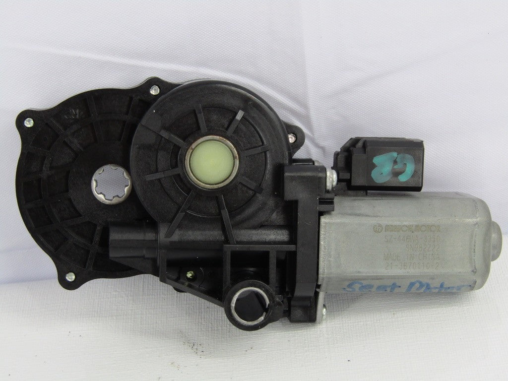 2014-2018 Subaru Forester Left Front Power Seat Motor LH OEM
