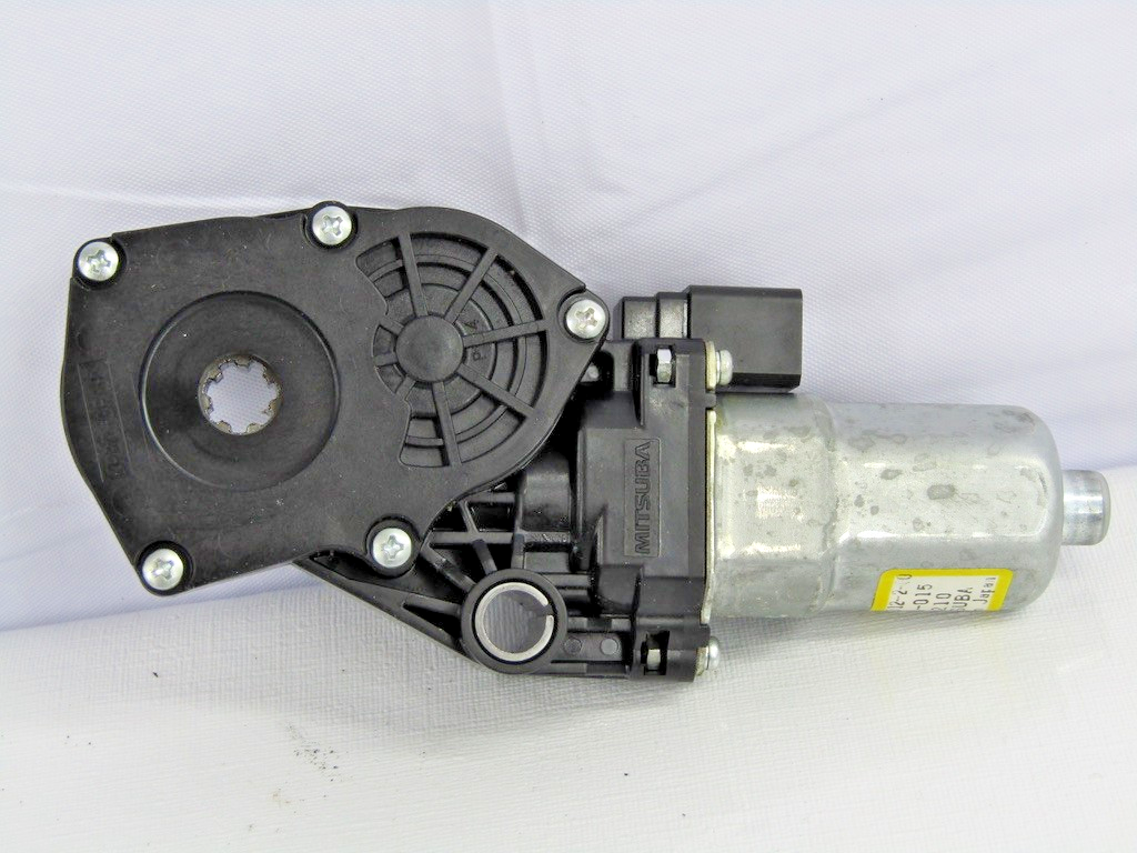 2014-2018 Subaru Forester Left Front Power Seat Motor LH OEM