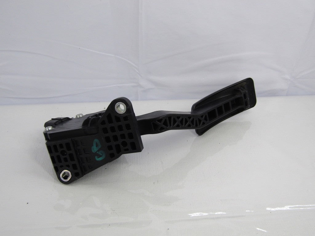2014-2016 Subaru Forester Accelerator Gas Pedal 36010FJ010 OEM