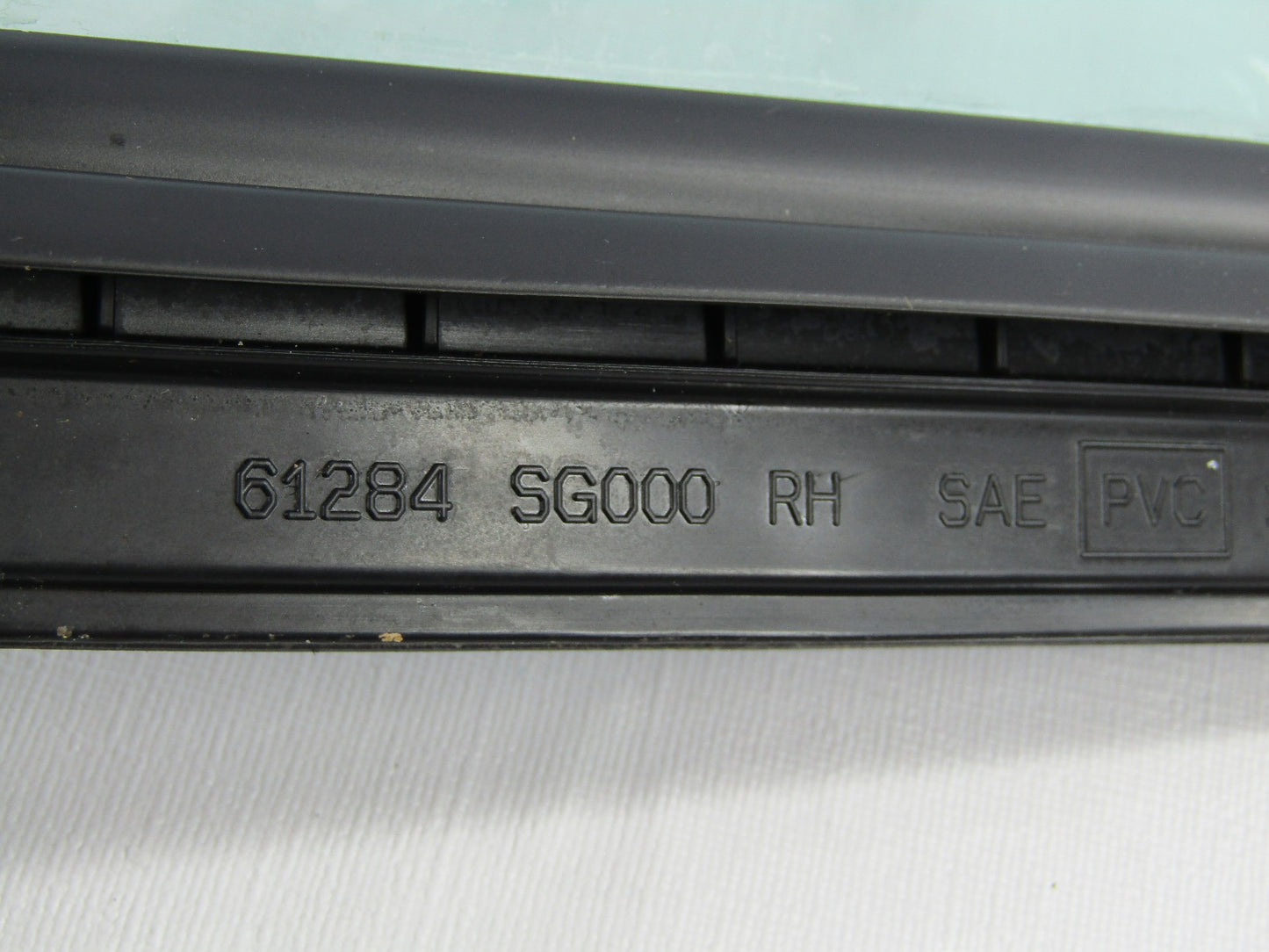 2014-16 Subaru Forester Right Front Door Vent Glass 61012SG101 OEM