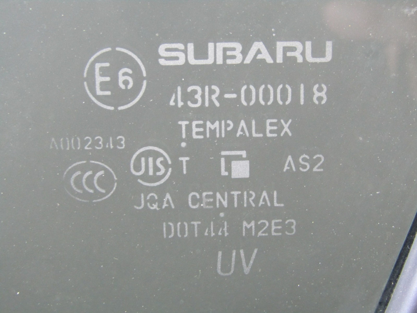 2014-16 Subaru Forester Left Front Door Vent Glass 61012SG111 OEM