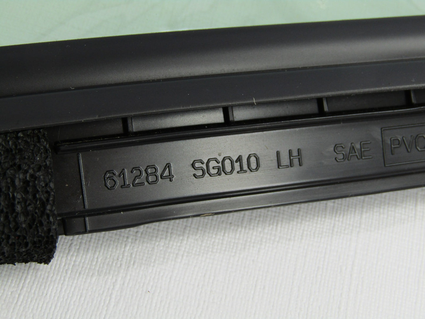 2014-16 Subaru Forester Left Front Door Vent Glass 61012SG111 OEM