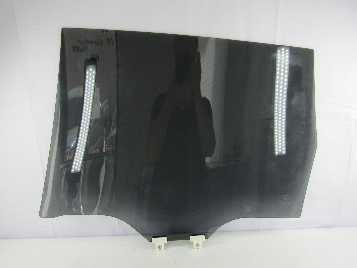 2014-2016 Subaru Forester Rear Right Door Glass Window 62011SG021 OEM
