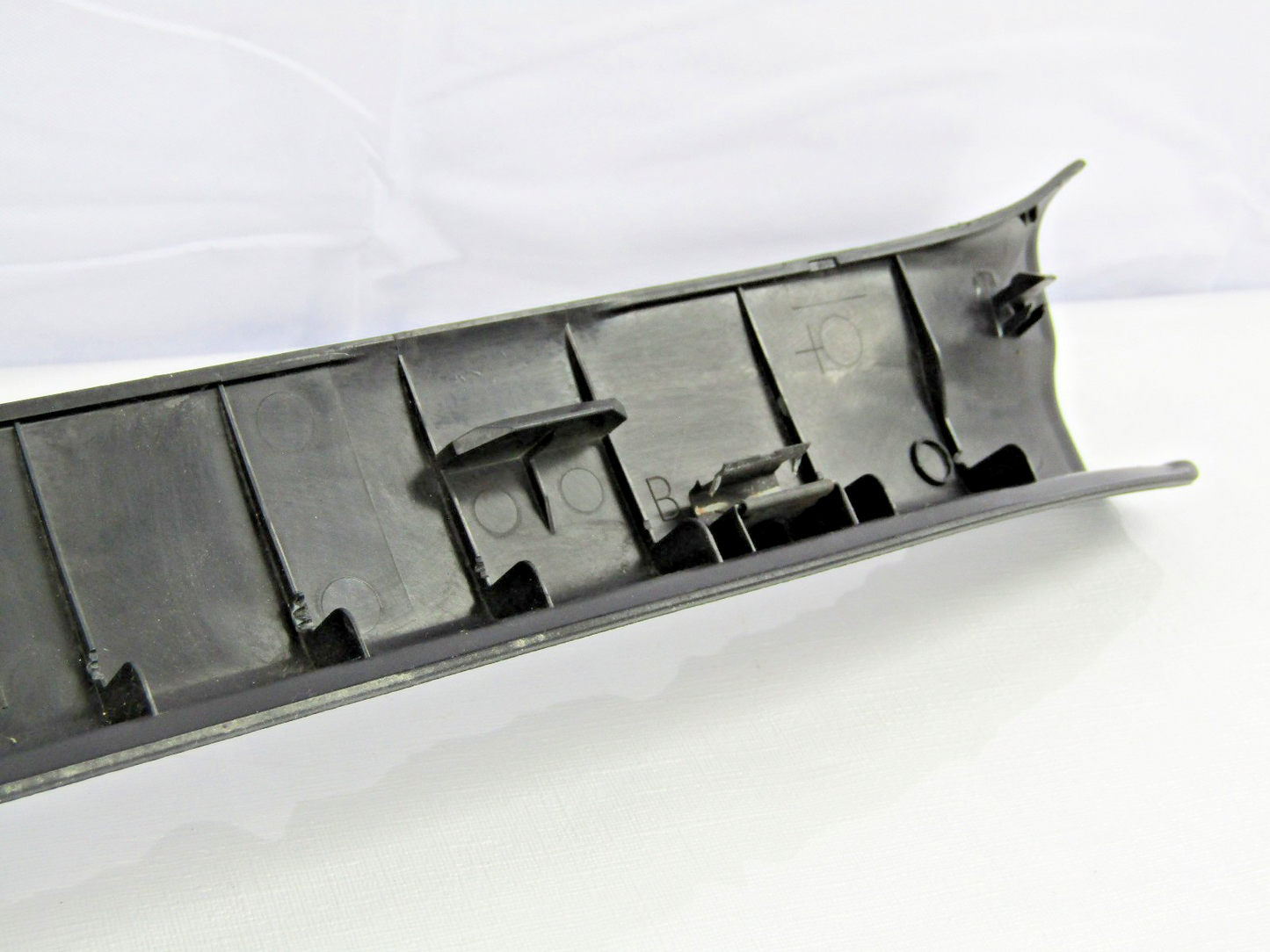 2014-2018 Subaru Forester Front Right Door Sill Plate Black Trim Cover OEM