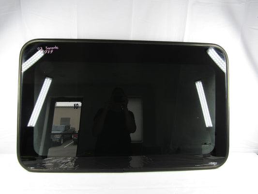 2003-2009 Kia Sorento Sunroof Sun Roof Glass Panel 81610-3E000 OEM