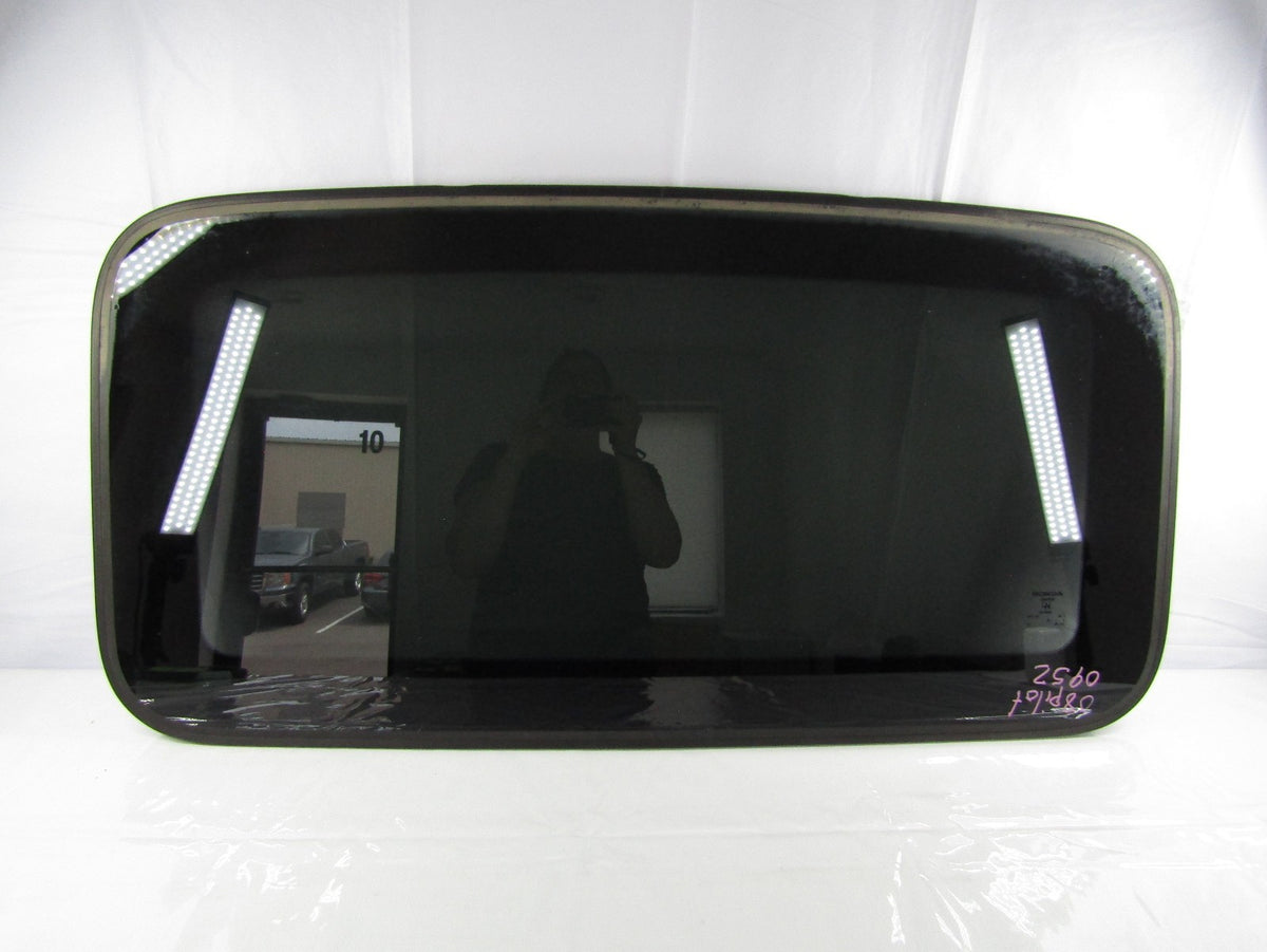 2005-2008 Honda Pilot Sunroof Moonroof Sun Roof Glass Panel OEM 70200-S9V-A01