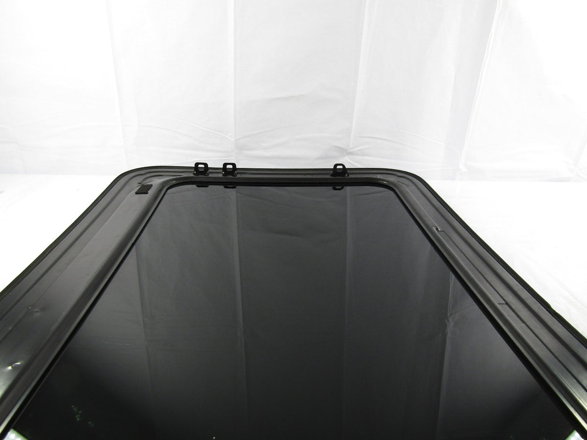 2003-2009 Kia Sorento Sunroof Sun Roof Glass Panel OEM 81610-3E000