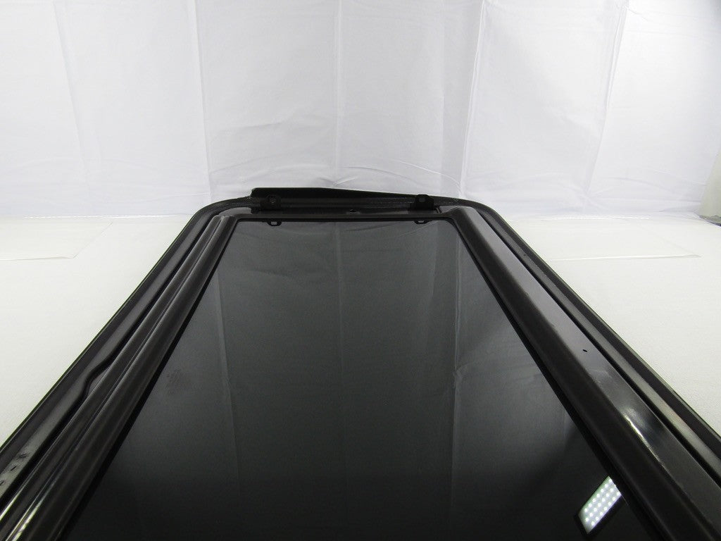 2005-2012 Nissan Pathfinder Sunroof Moonroof Sun Roof Glass OEM 912109BD0A