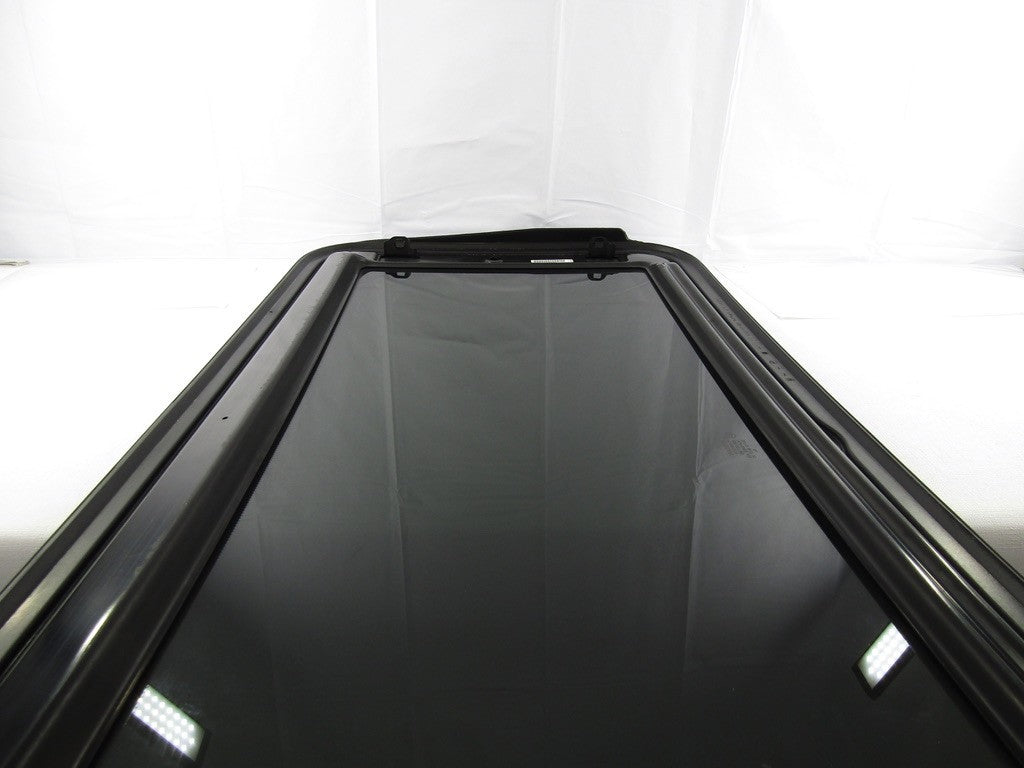 2005-2012 Nissan Pathfinder Sunroof Moonroof Sun Roof Glass OEM 912109BD0A