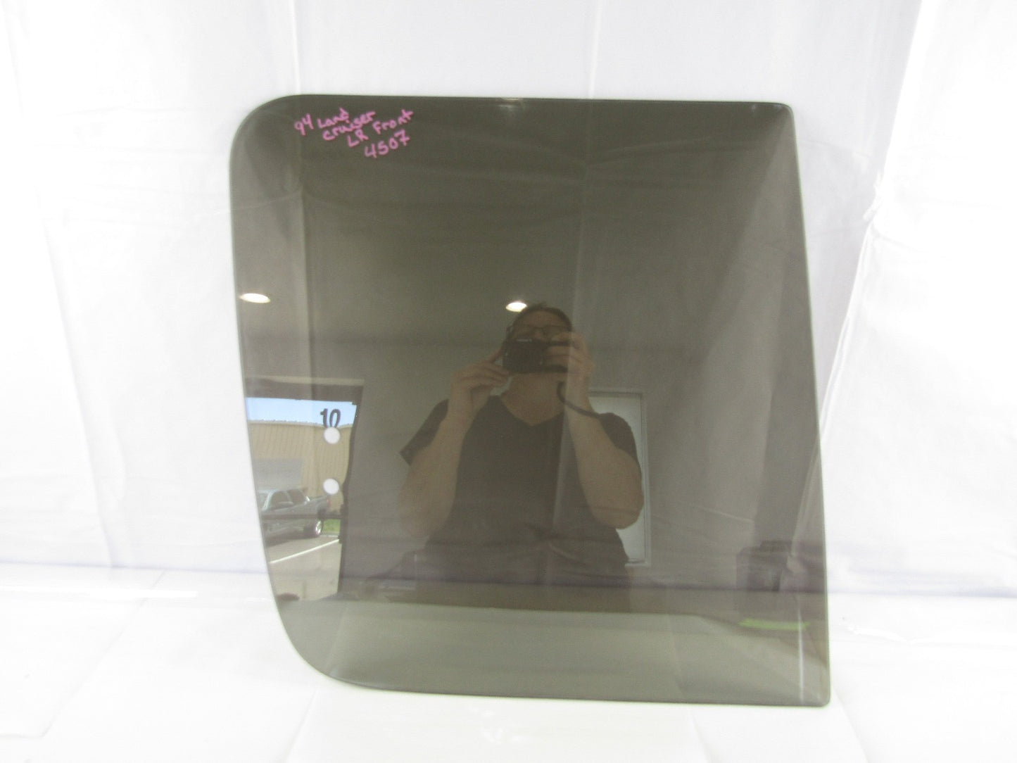 91-97 Toyota Land Cruiser Left Front Sliding Quarter Glass Window 62712-60160