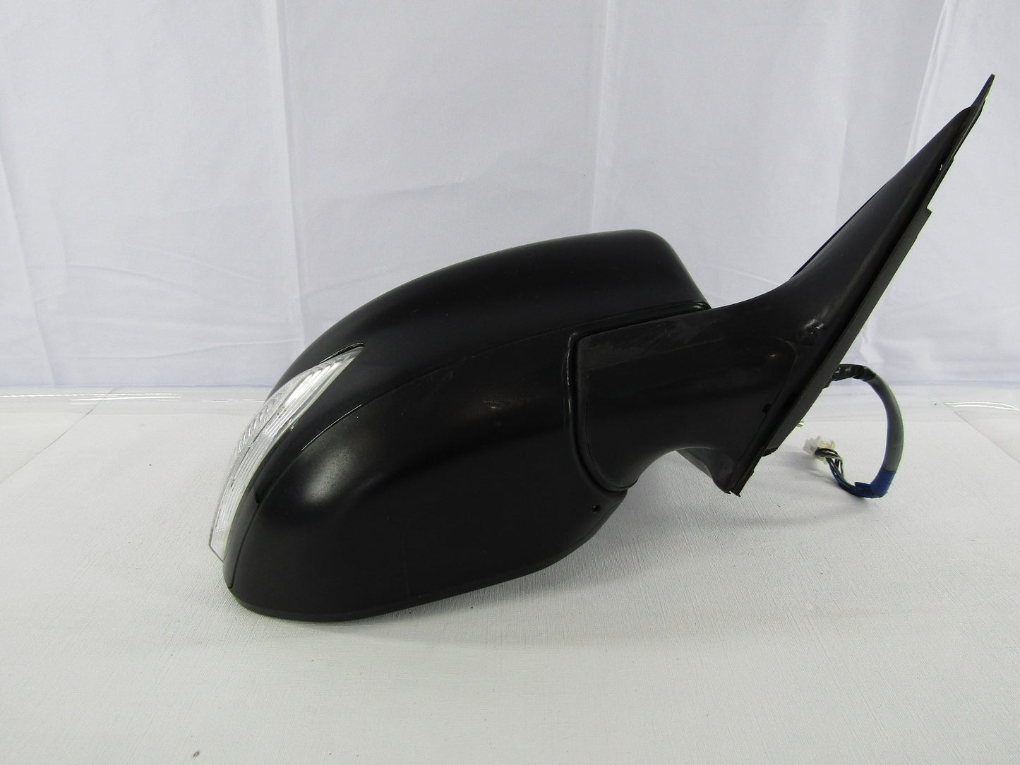 2013-2018 Nissan Altima Right Power 6-WIRE Side Mirror Turn Signal 963013TH3A