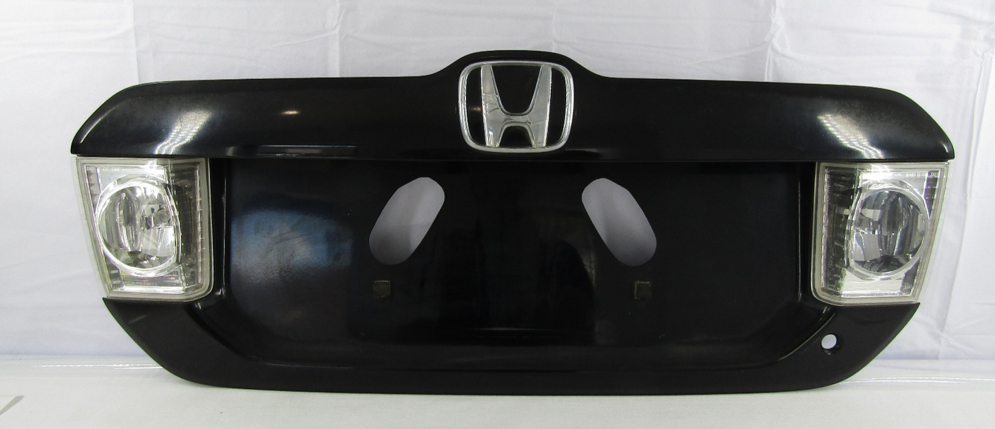 2003-2005 Honda Pilot License Plate Rear Finish Panel Emblem Badge Trim OEM