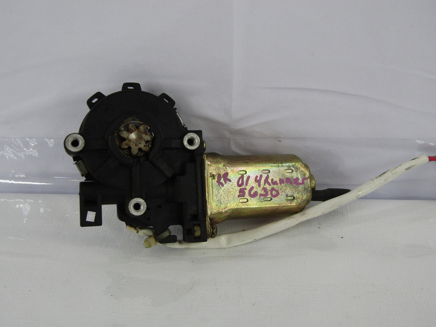 1996-2002 Toyota 4Runner Rear Right Power Window Motor 85710-35160 OEM