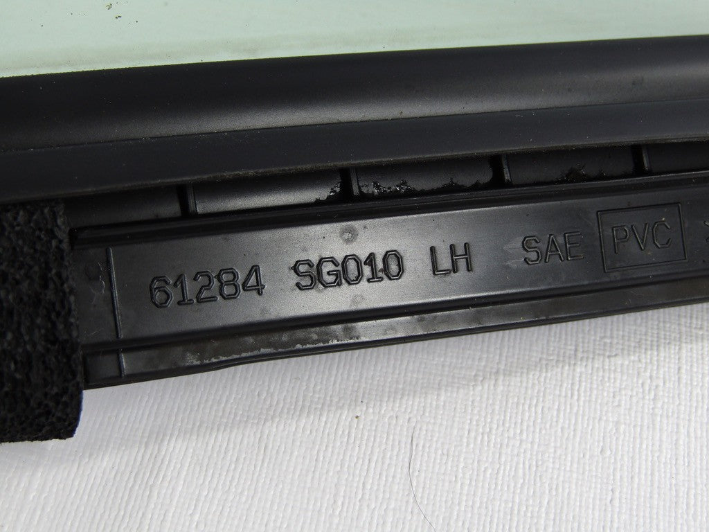 2014-16 Subaru Forester Left Front Door Vent Glass 61012SG111 OEM