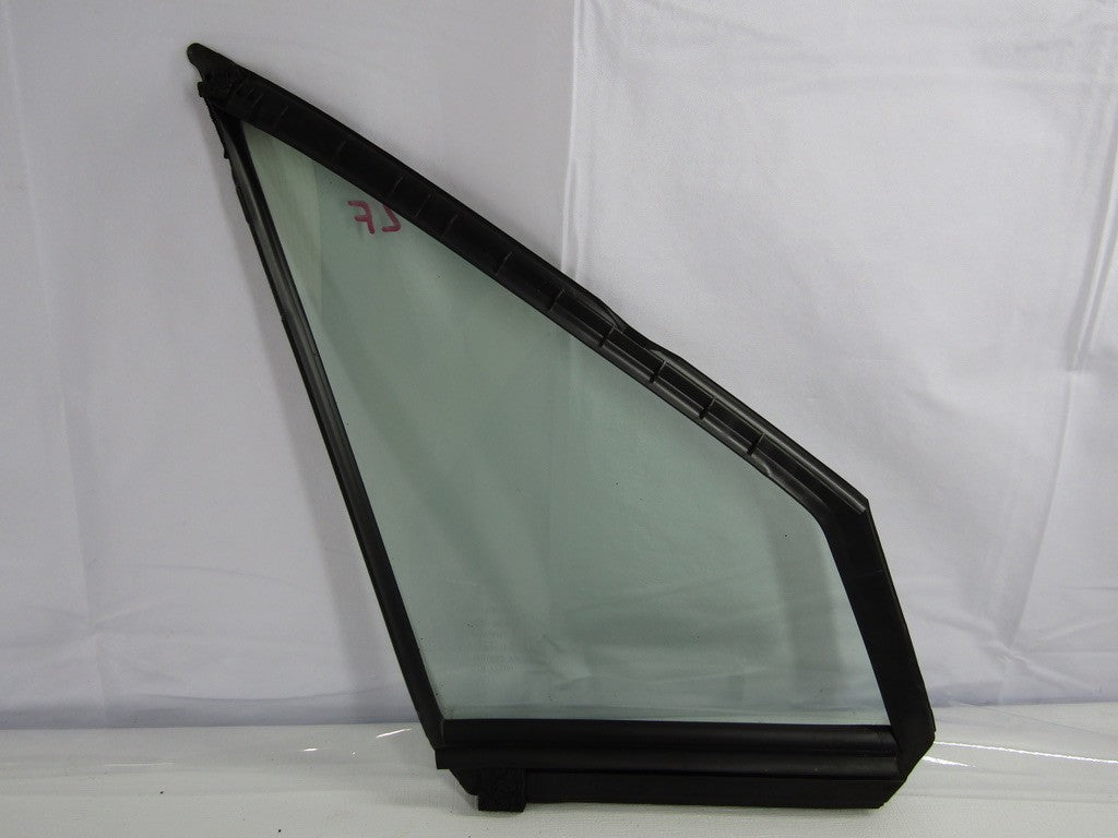 2014-16 Subaru Forester Left Front Door Vent Glass 61012SG111 OEM