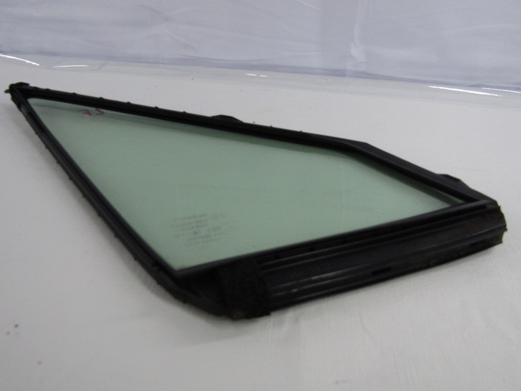 2014-16 Subaru Forester Left Front Door Vent Glass 61012SG111 OEM