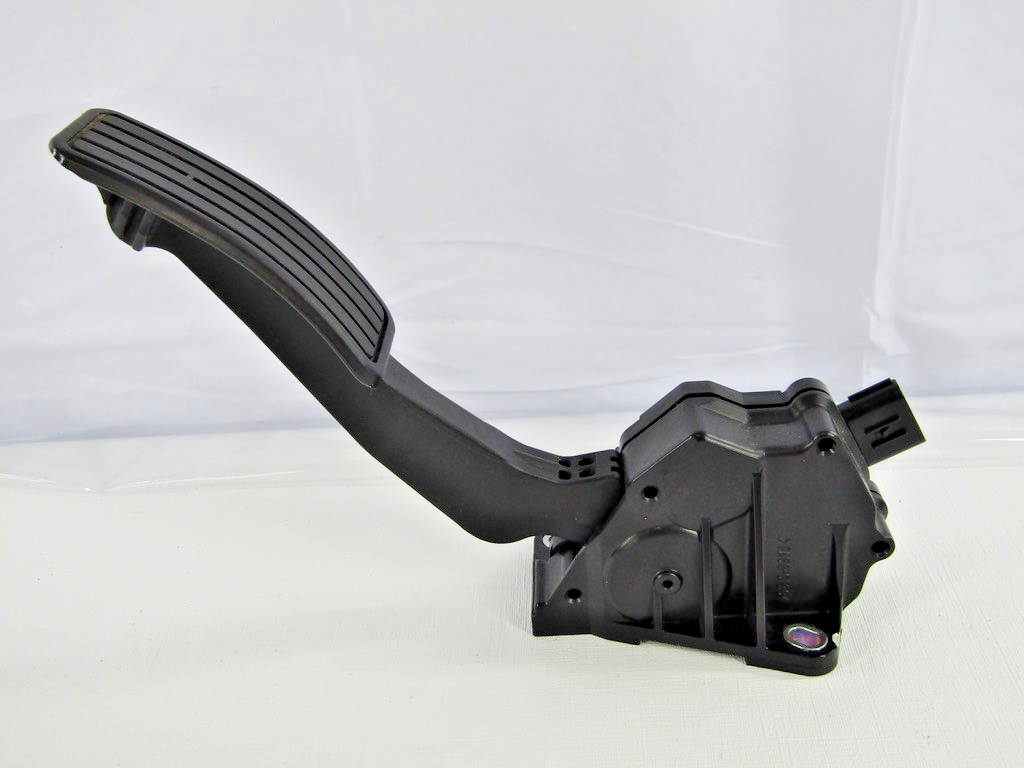 2014-2016 Subaru Forester Accelerator Gas Pedal 36010FJ010 OEM
