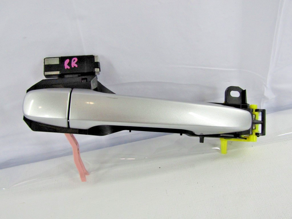 2014-2018 Subaru Forester Right Rear Door Handle Exterior Silver G1U