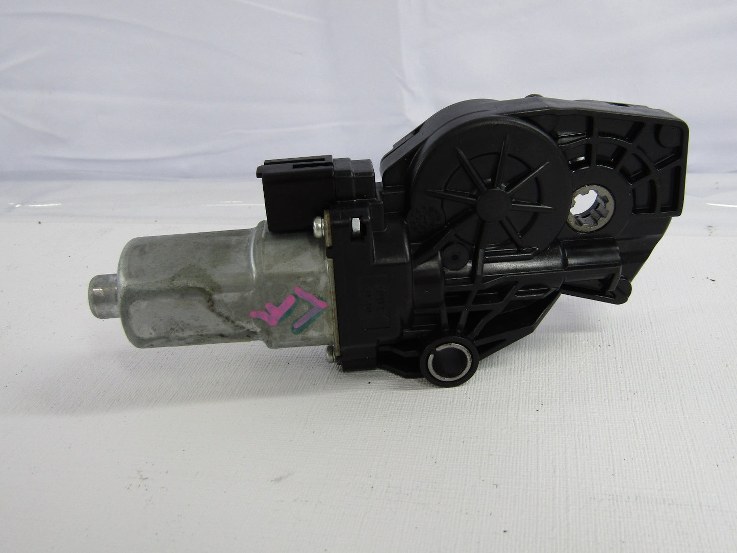 2014-2018 Subaru Forester Left Front Seat Adjustment Motor OEM