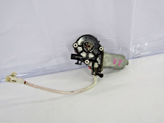 1996-2002 Toyota 4Runner Rear Right Power Window Motor 85710-35110 OEM