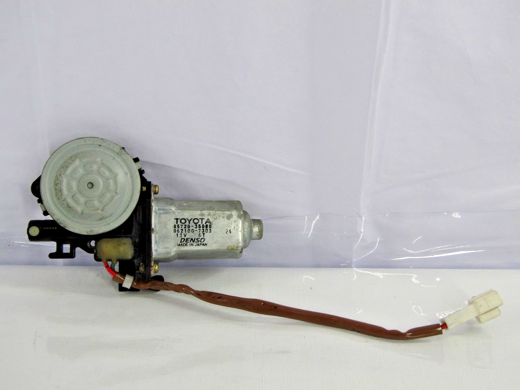 1996-2002 Toyota 4Runner Left Rear Window Motor 85720-35080 OEM