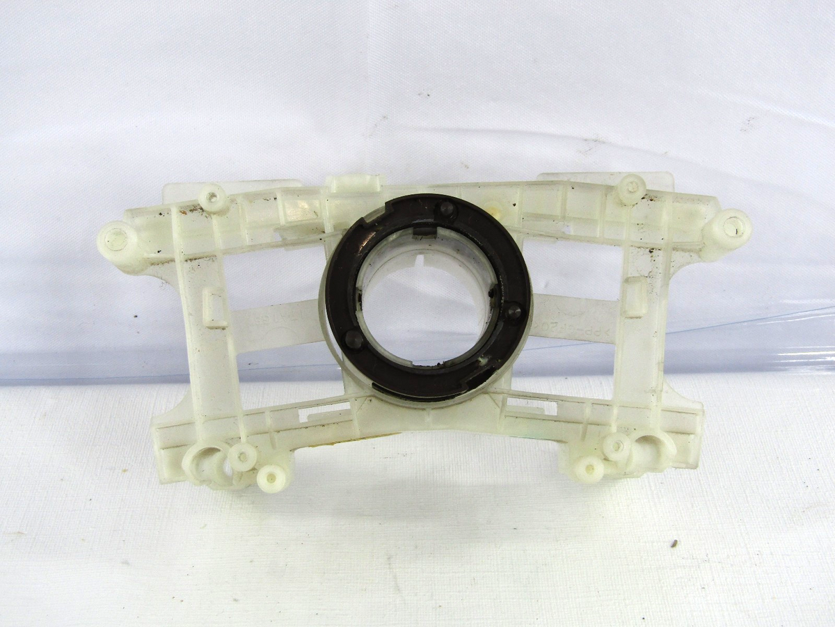 1998-1999 Toyota 4Runner Steering Column Mounting Bracket OEM 84310-3D020
