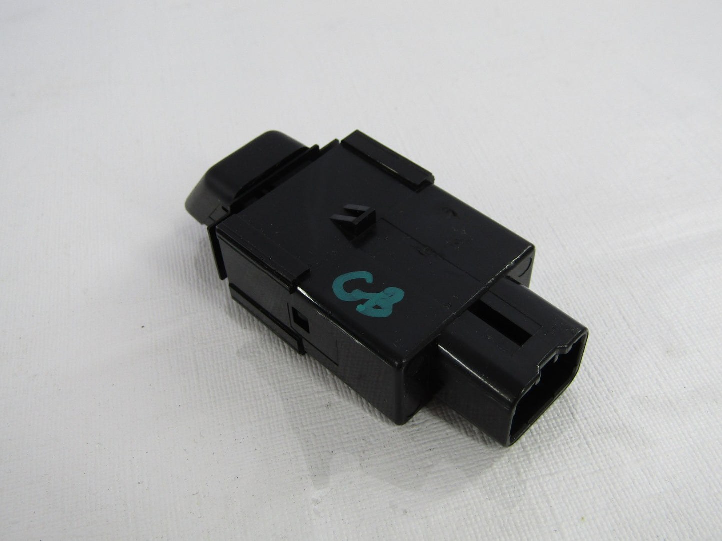 1996-1999 Toyota 4Runner Rear Defrost Switch 84790-35010 Assembly OEM