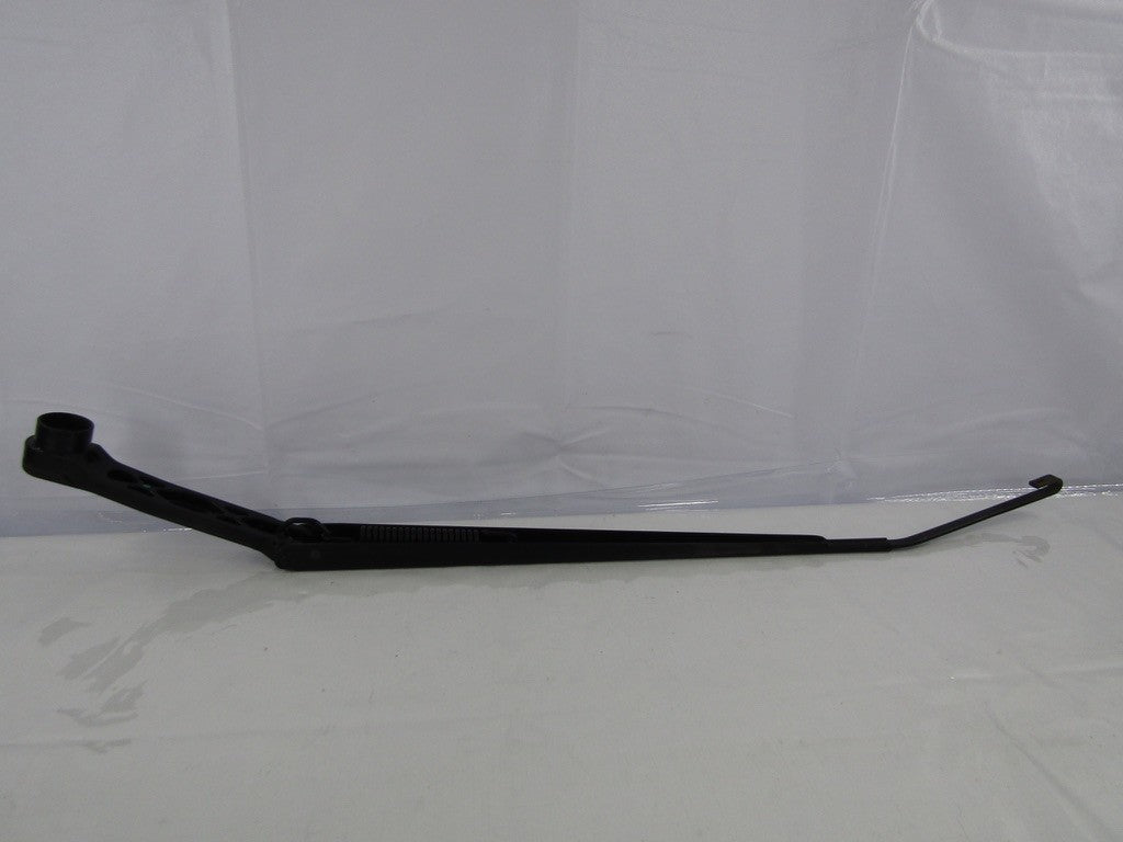2014-2018 Subaru Forester Right Windshield Wiper Arm OEM