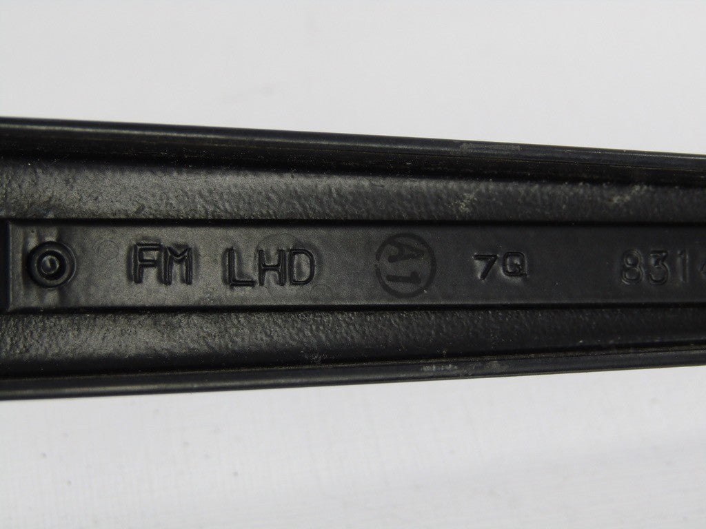 2014-2018 Subaru Forester Right Windshield Wiper Arm OEM