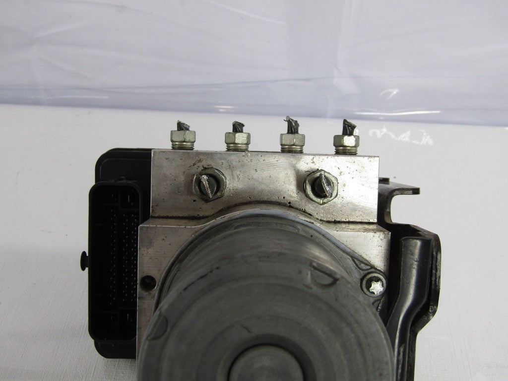 2014-2015 Subaru Forester with Cvt with Eyesight ABS Anti-Lock Brake Pump OEM