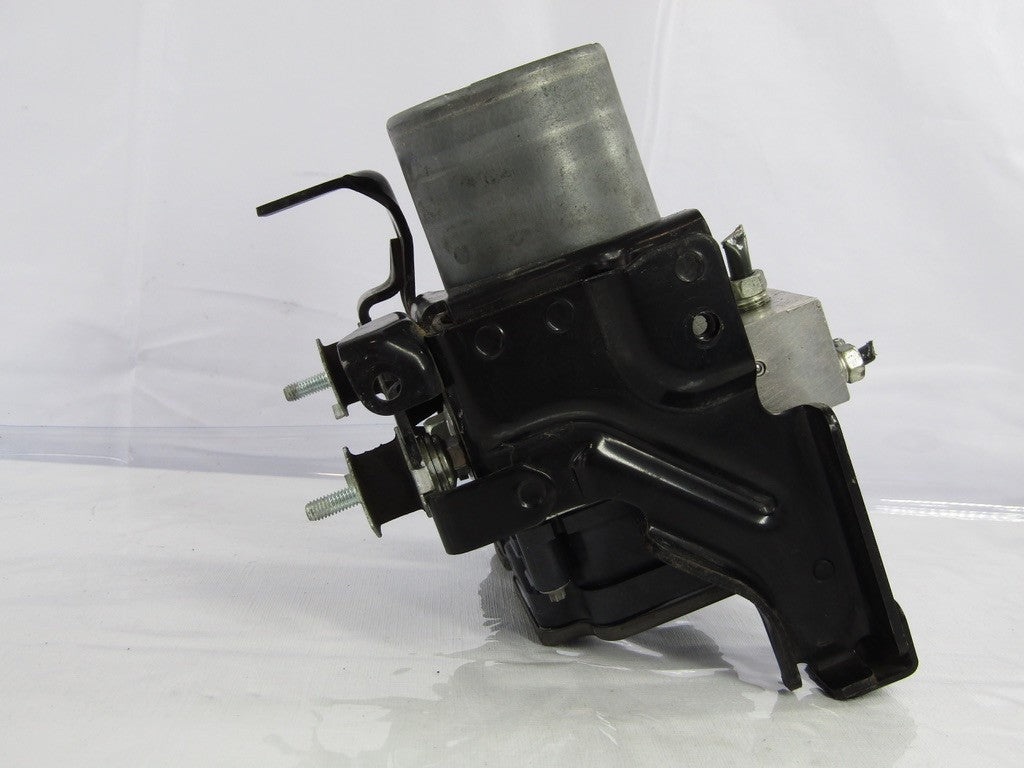2014-2015 Subaru Forester with Cvt with Eyesight ABS Anti-Lock Brake Pump OEM