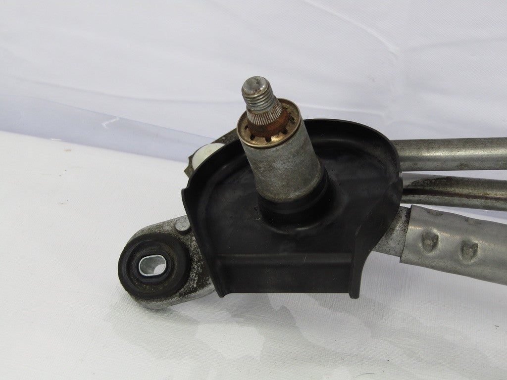 2014-2018 Subaru Forester Wiper Motor and Linkage 86510SG010 Assembly OEM