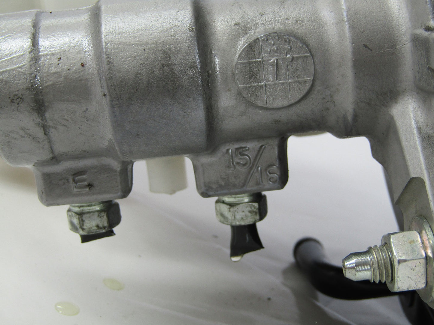 2015-2016 Subaru Impreza 2.0 Cvt Brake Booster with Master Cylinder OEM
