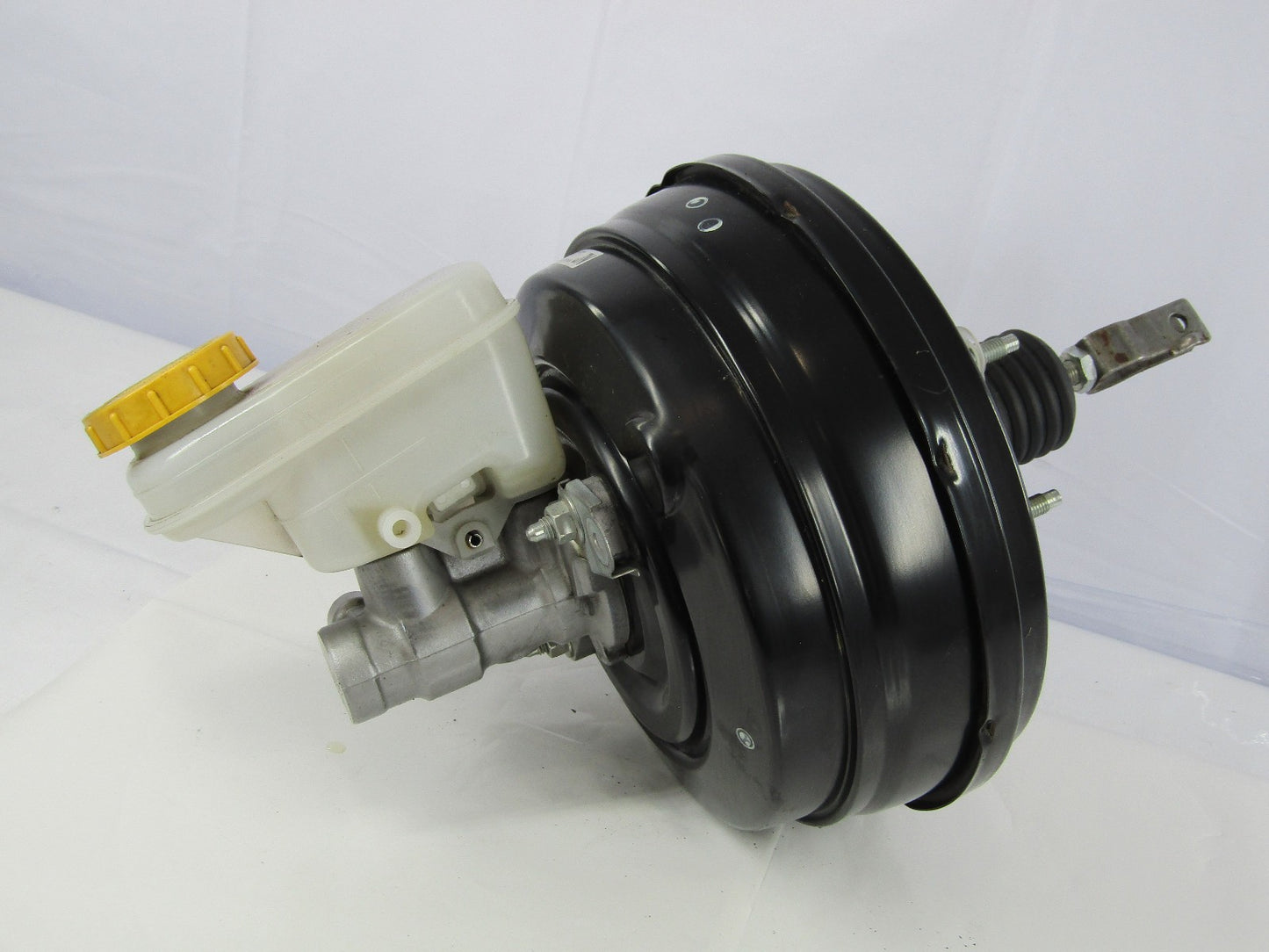 2015-2016 Subaru Impreza 2.0 Cvt Brake Booster with Master Cylinder OEM